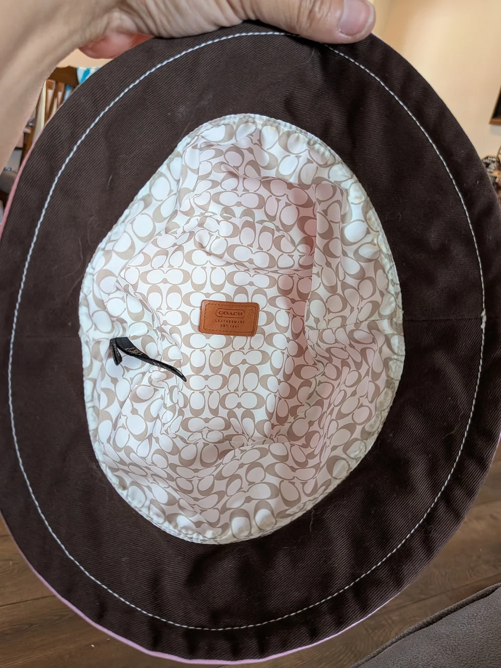 Coach Vintage Pink Bucket Hat With Leather Trim - Picture 9 of 9